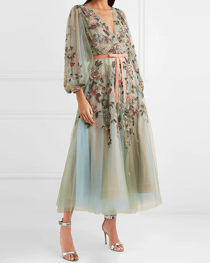 Mesh V-neck Printed Midi Dress-01