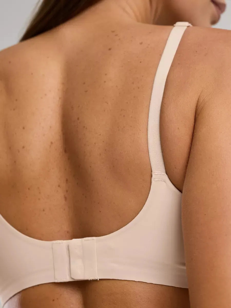 Wireless Push-Up Plunge Bra