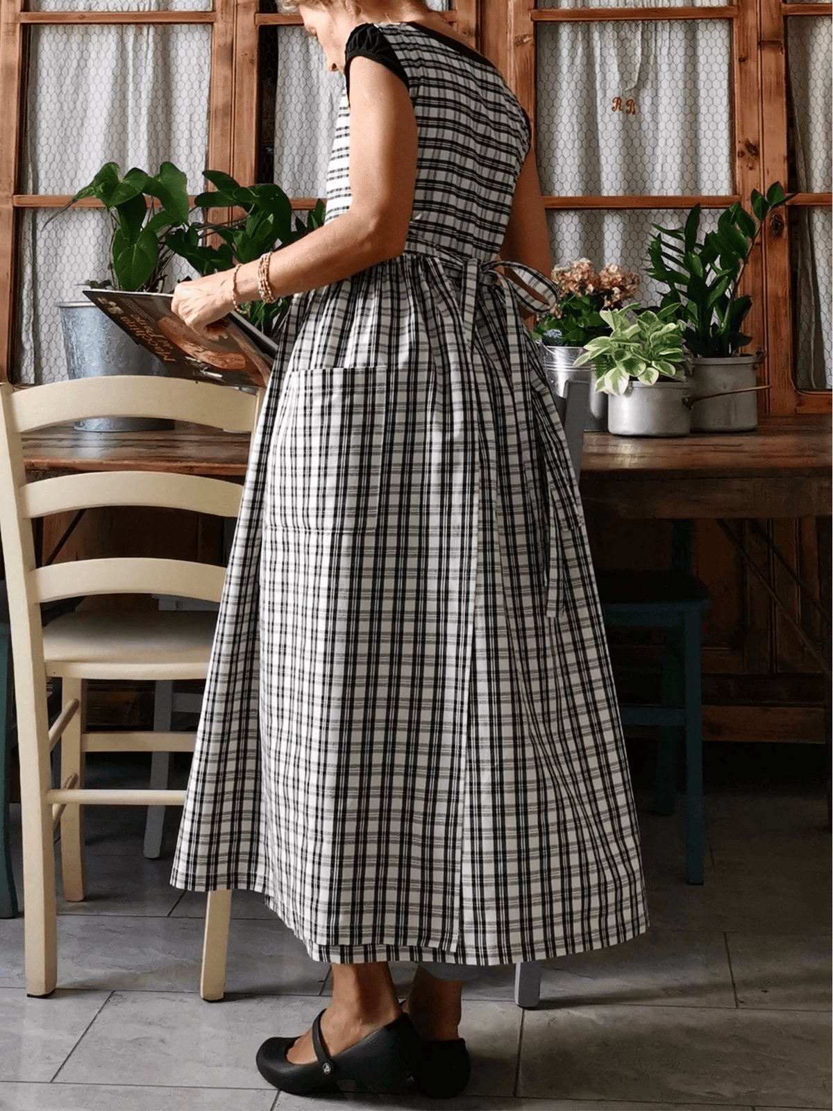 Black and Cream Tartan Check Cotton Apron