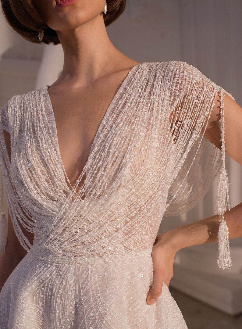 Beautiful Unique Aline Short Cap Sleeves Illusion Back Tassel Wedding Dress Bridal Gown V Neckline