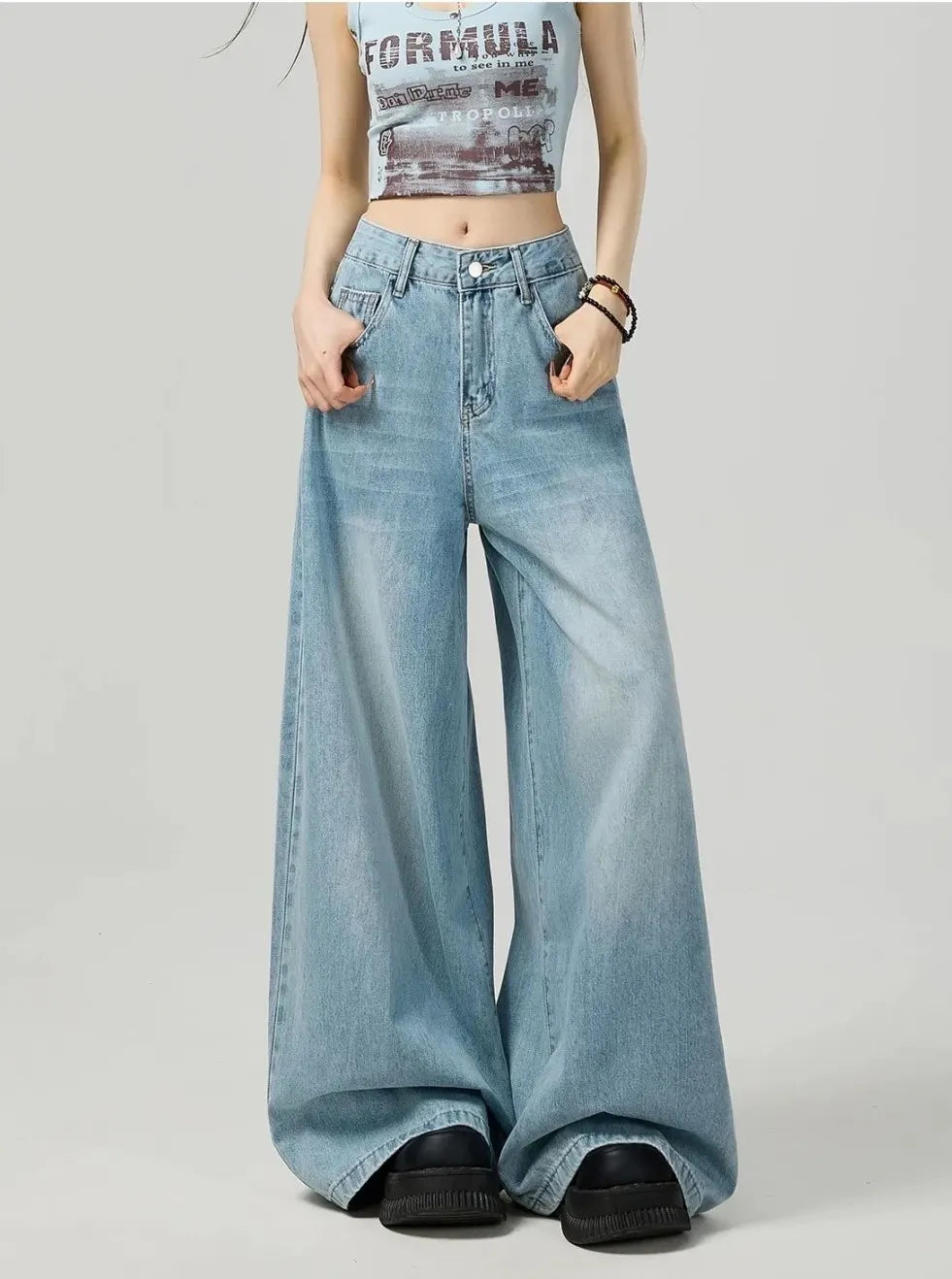 Light Washed Baggy Wide Leg Denim