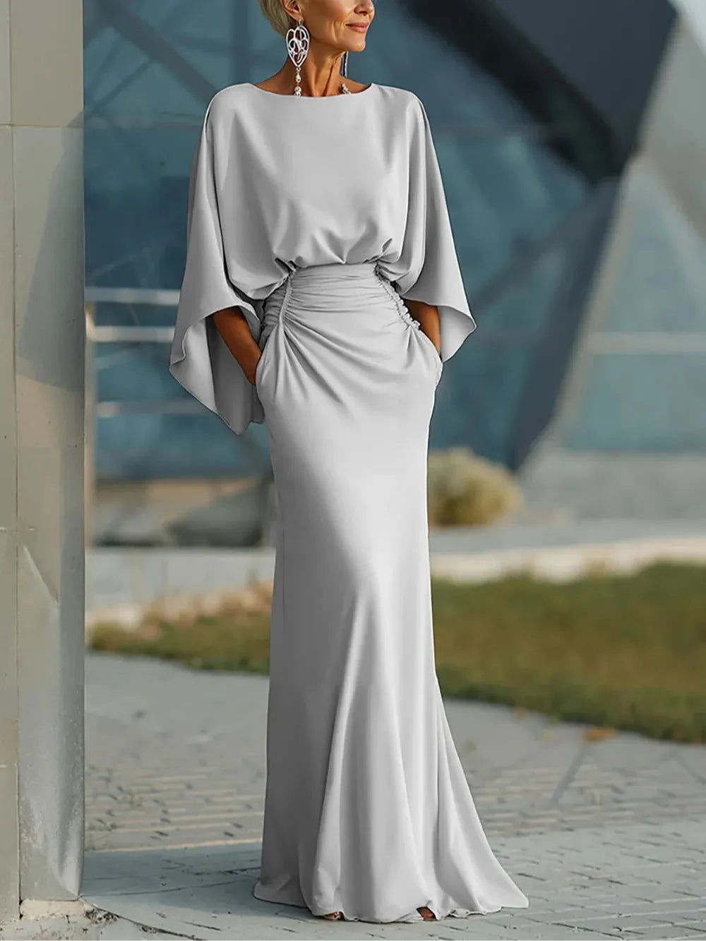 Elegant V-neck backless batwing sleeve dress