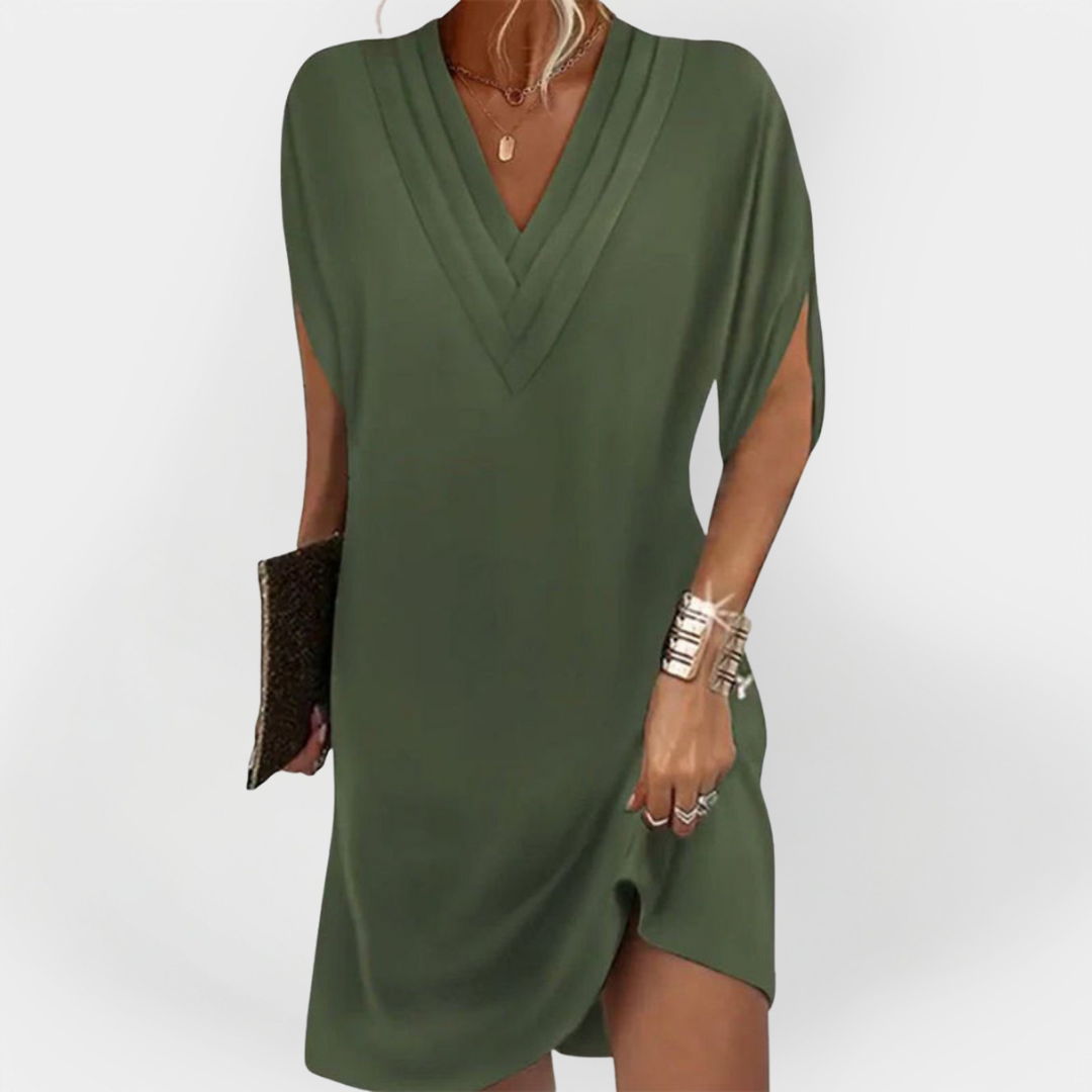 Elegant Dress with Flattering Line