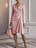 Solid color long-sleeved V-neck pleated dress