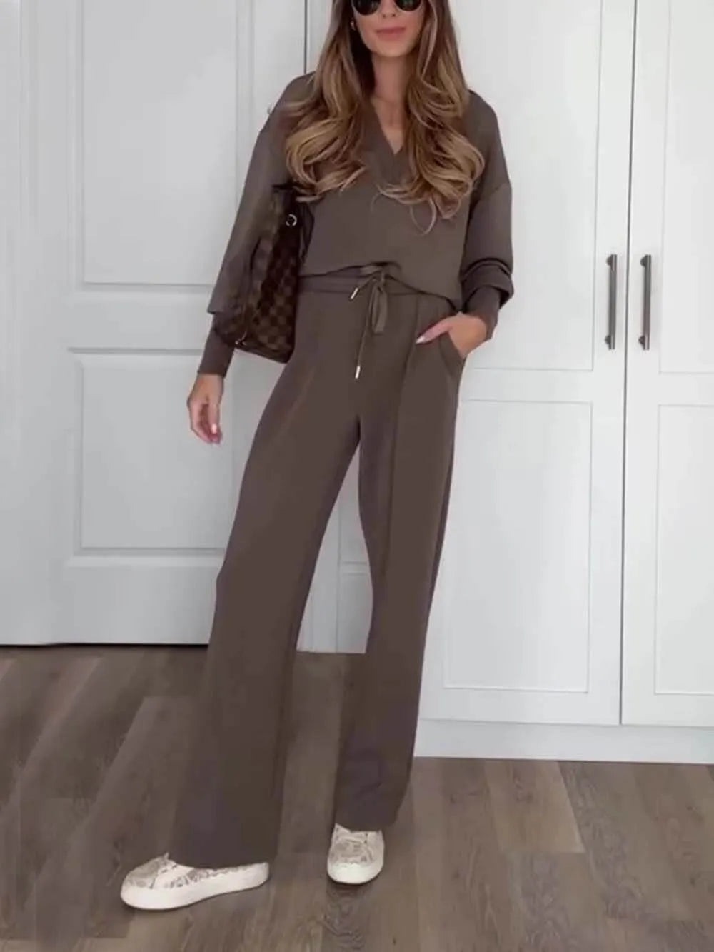 Casual Brown V-Neck Long-Sleeved Sweatshirt & Elastic Waist Pants Set