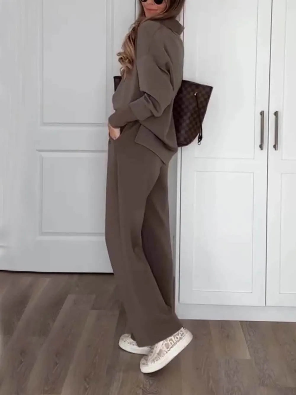 Casual Brown V-Neck Long-Sleeved Sweatshirt & Elastic Waist Pants Set