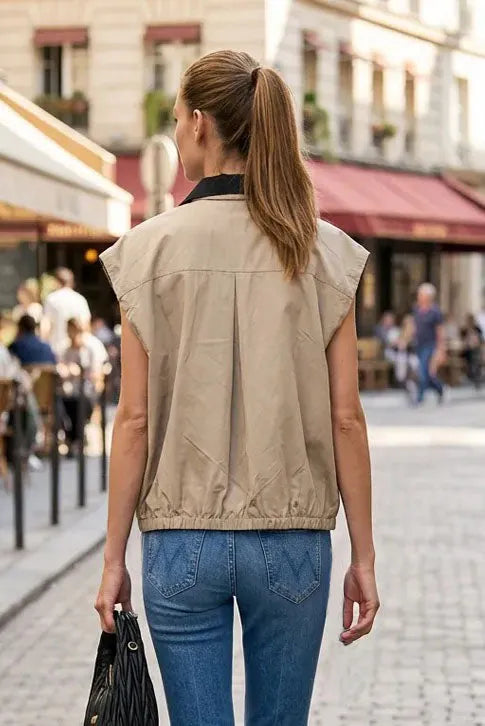 Short Sleeve Blouse with Detachable Collar