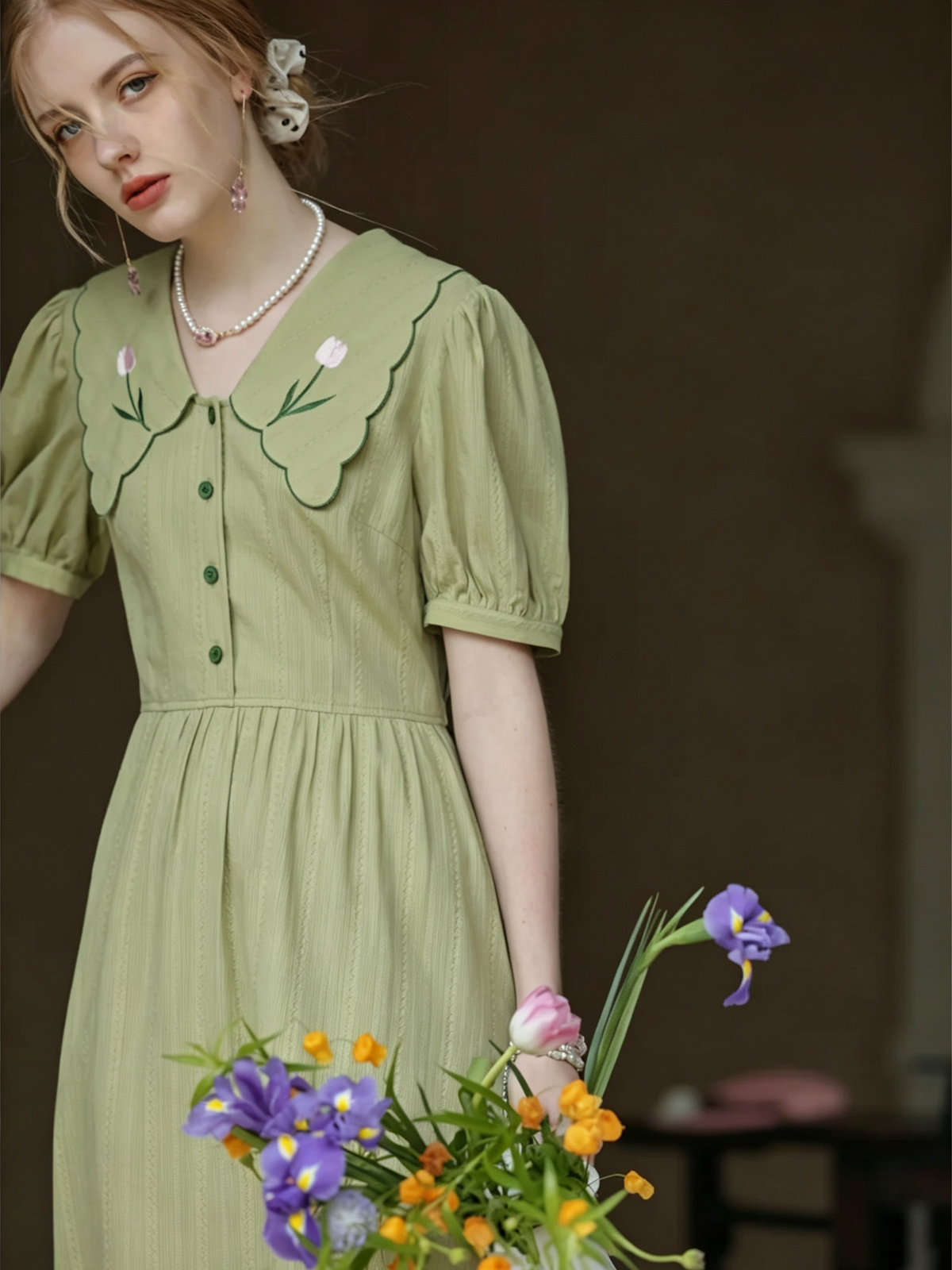 Green Floral Embroidery Collar Dress