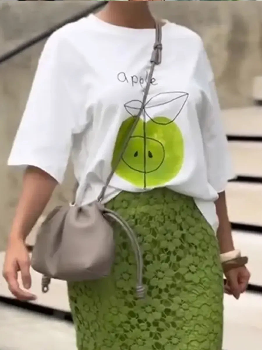 Women's Fashionable Apple Print T-shirt