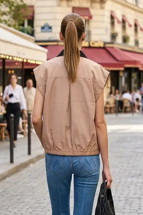Short Sleeve Blouse with Detachable Collar