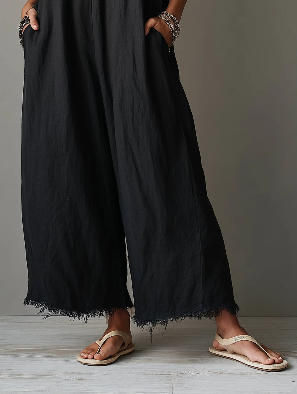 Women's Minimalist Loose-Fit Linen-Blend Jumpsuit With Lace Neckline, Spaghetti Straps, And Frayed Hems MDZ0171F3Y