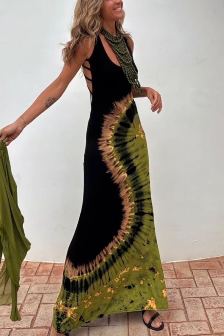 Summer Adventures Tie-dye Print Back Lace-up Stretch Maxi Dress（With built-in bra）